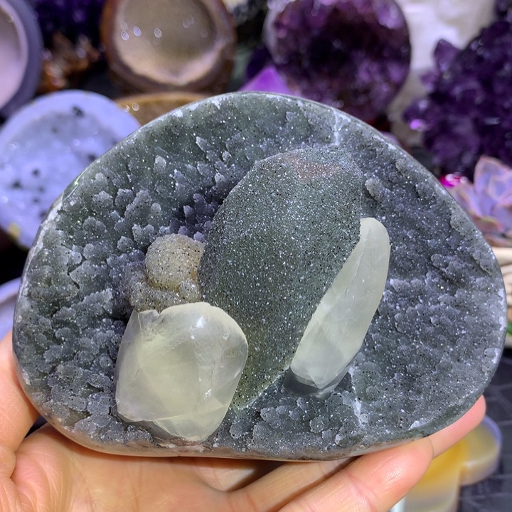 绿方解森林未镶嵌水晶