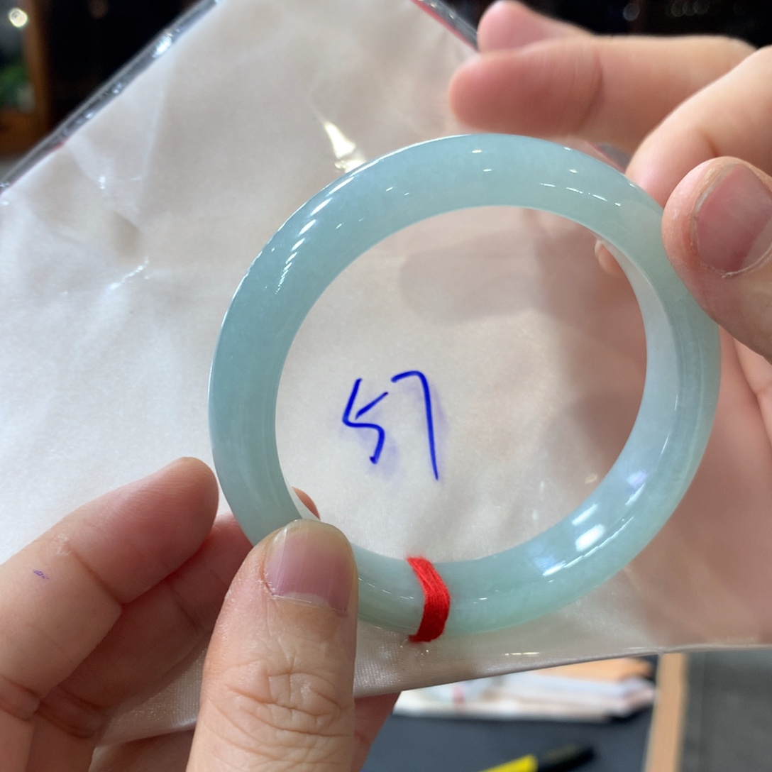 翡翠未镶嵌手镯翡翠