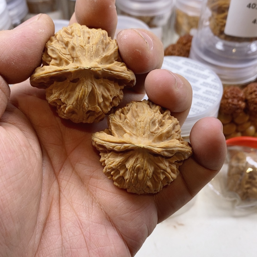 文玩核桃手把件44宫灯