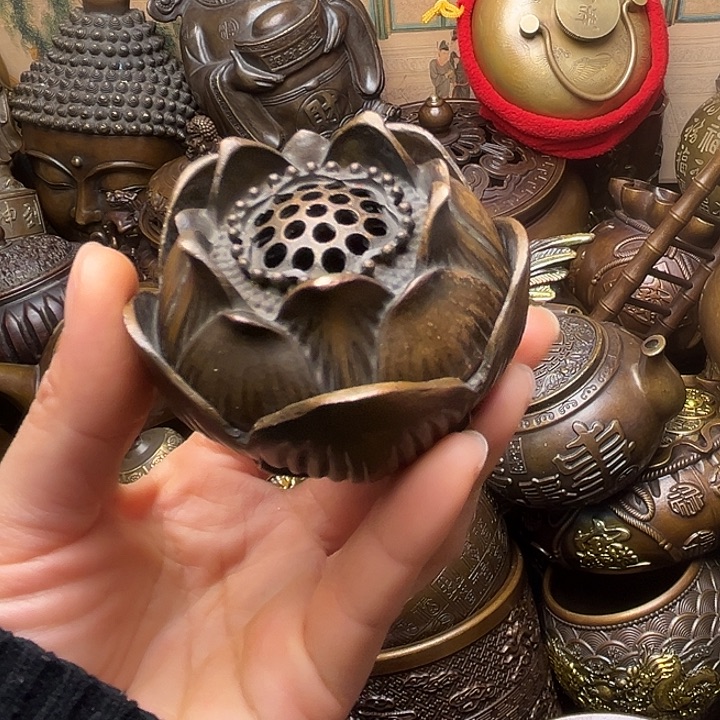 铜器摆件老王直播间