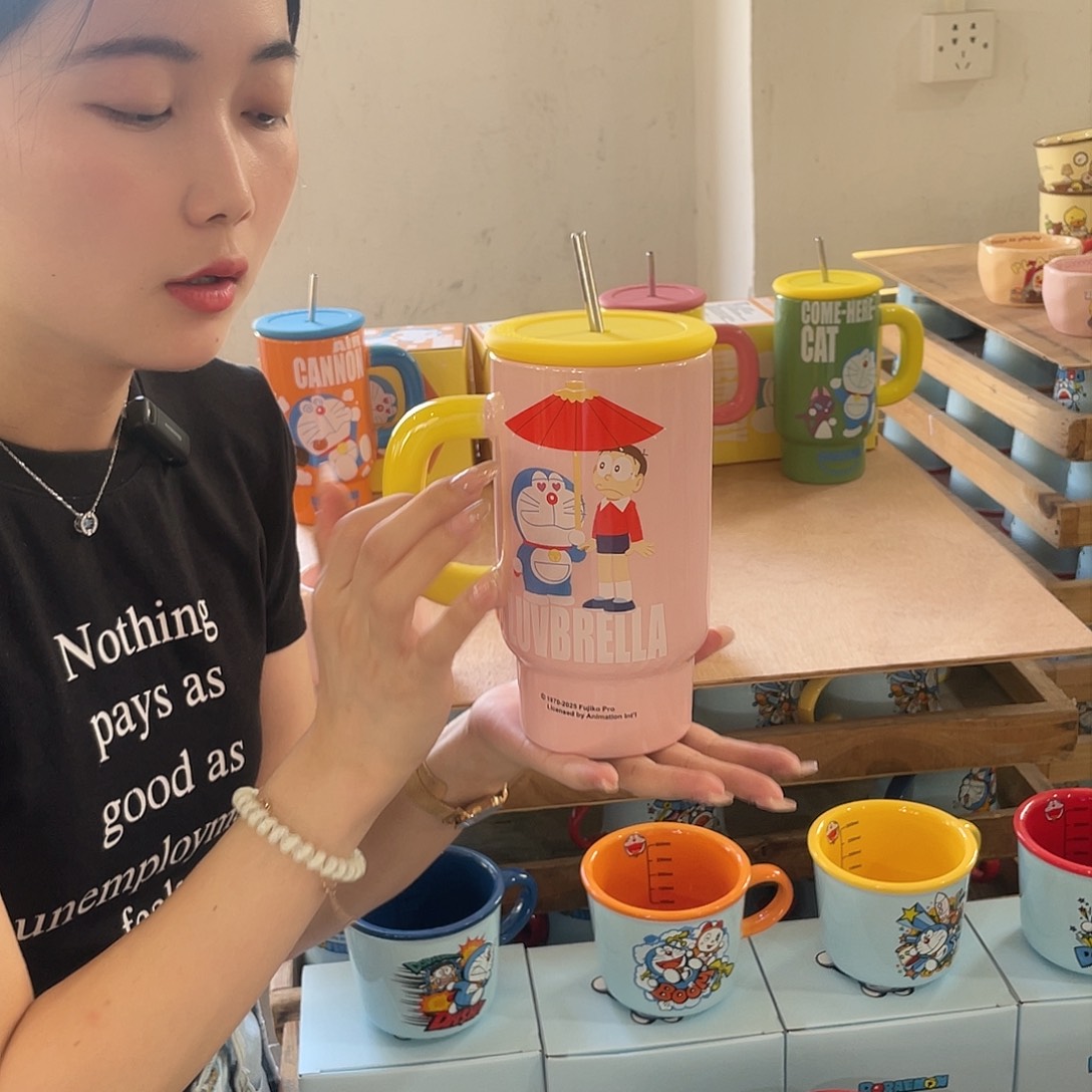 陶瓷吸管款哆啦A梦粉黄大容量