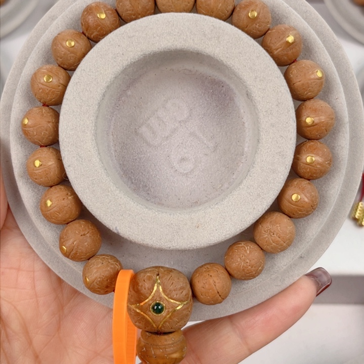 凤眼菩提吊坠L****tY0186。    