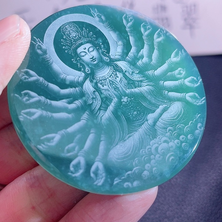 翡翠颈饰未镶嵌888888888