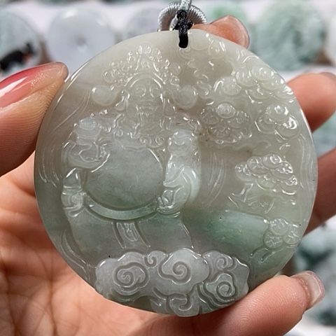 翡翠颈饰未镶嵌财神爷福利