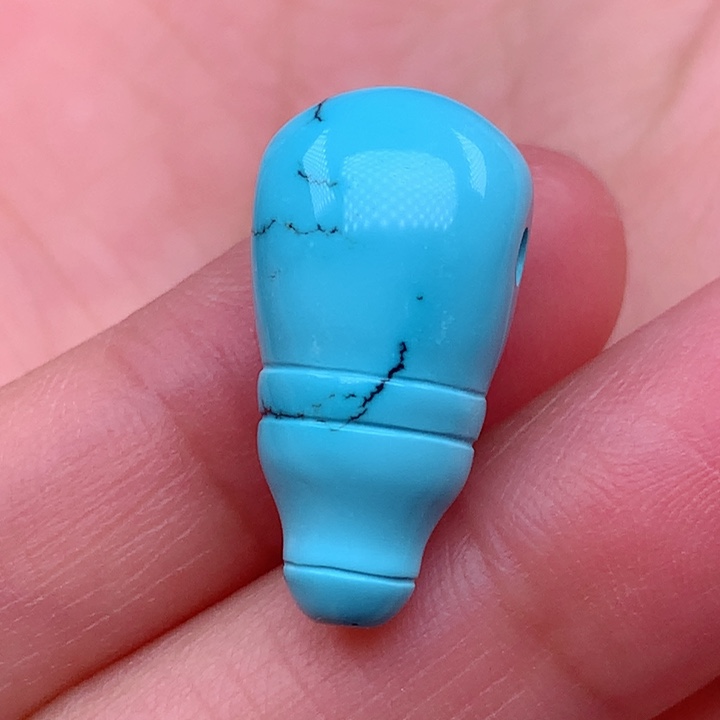 绿松石颈饰未镶嵌