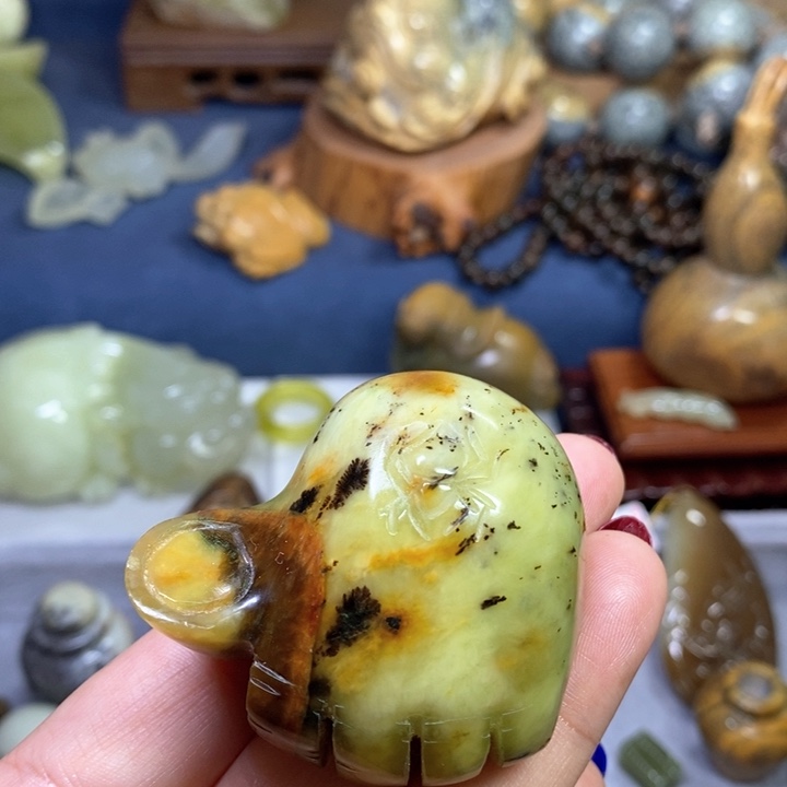 蛇纹石玉花玉特价未镶嵌