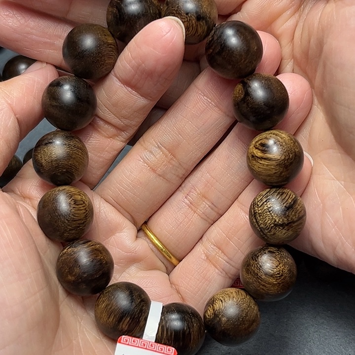 沉香手串用****4白棋留疤