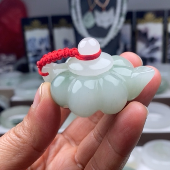 石英质玉（金丝玉）手镯未镶嵌