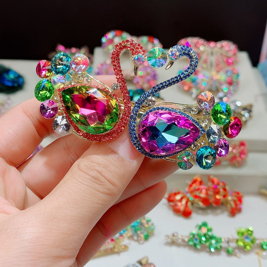 皮质铁合金发饰是