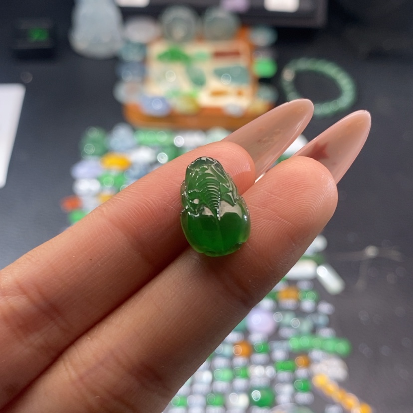 【闪购商品】翡翠挂件未镶嵌貔貅