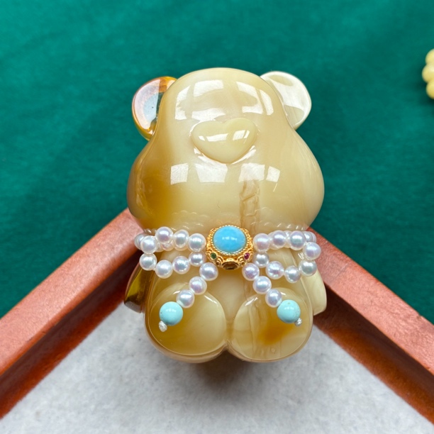 天然琥珀蜜蜡浓蜡意境妖花大熊（抖音基地发货，带证书）