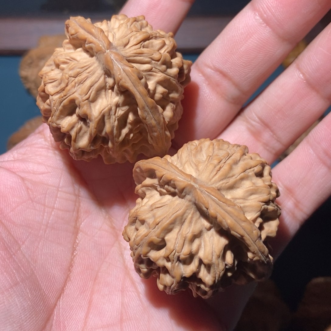 文玩核桃吊坠畅*天地