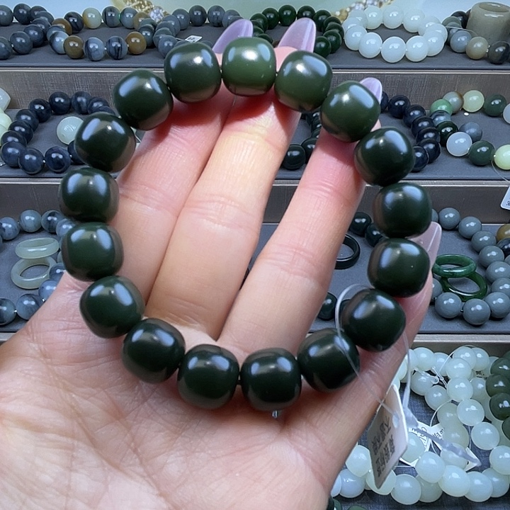 和田玉未镶嵌手链