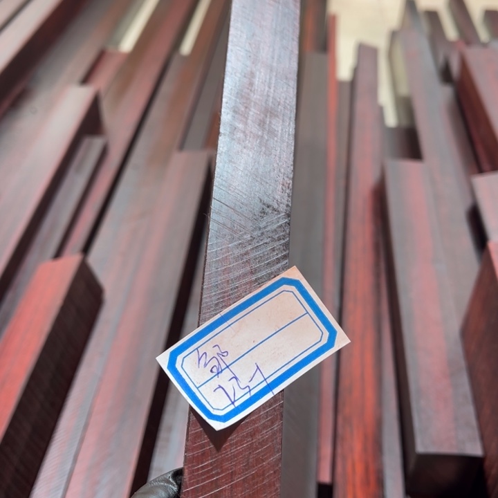 紫檀木类端景台邹*明