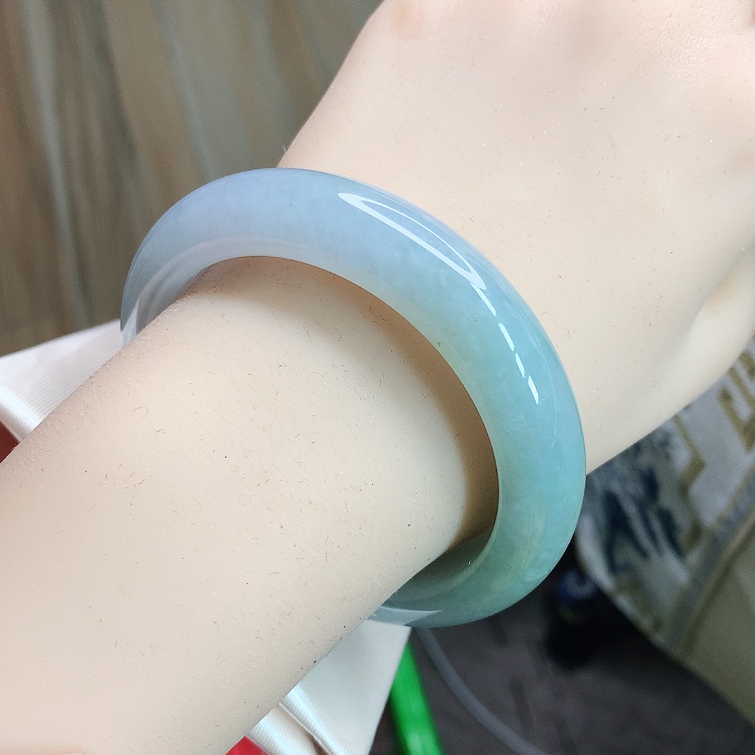 未镶嵌手镯翡翠56圈口春彩307