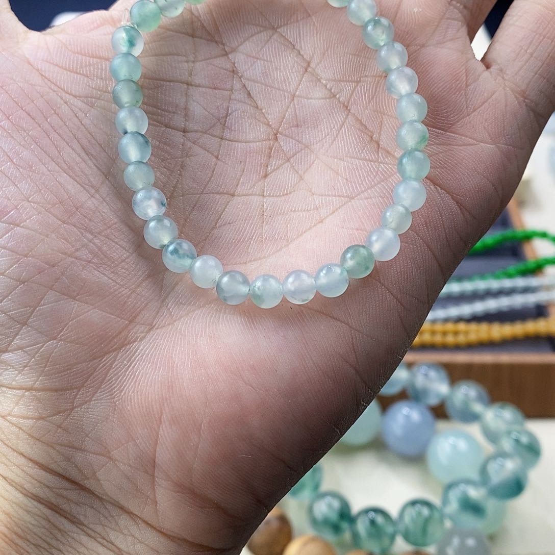 未镶嵌定制翡翠T**a