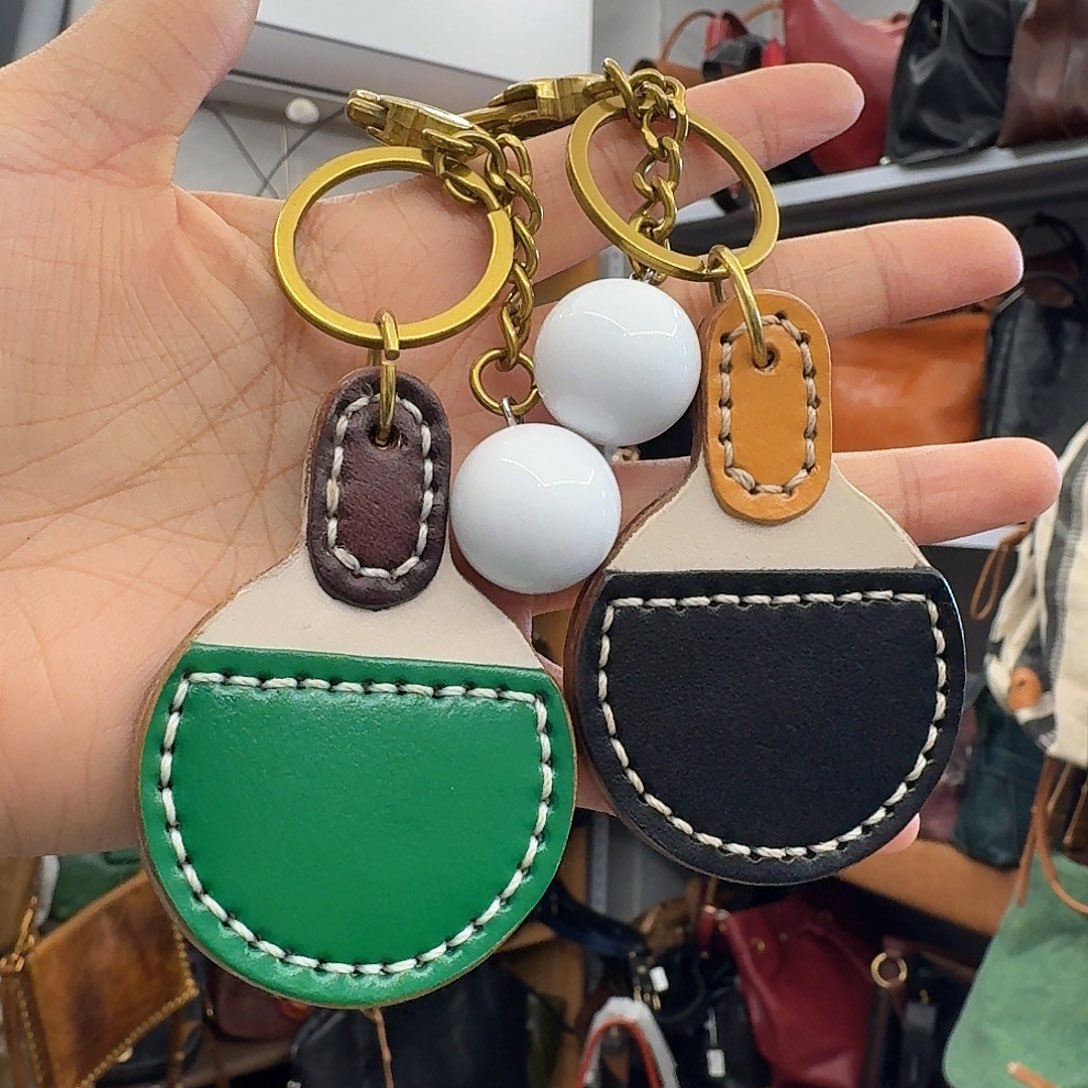 李***水头层牛皮特价两个