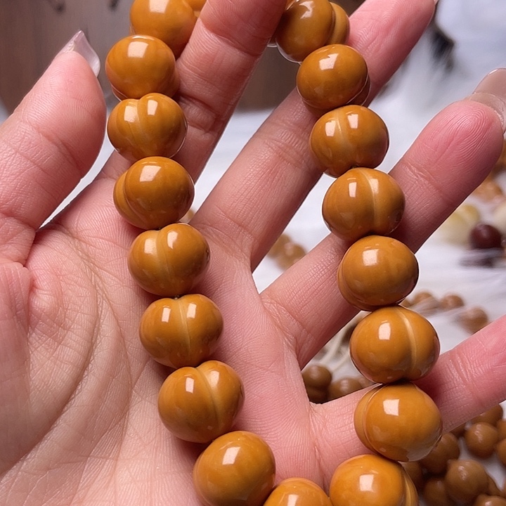 @***猴头核桃吊坠16尺寸柯基屁桃