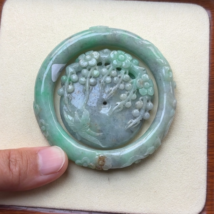 翡翠未镶嵌手镯53.4圆条232