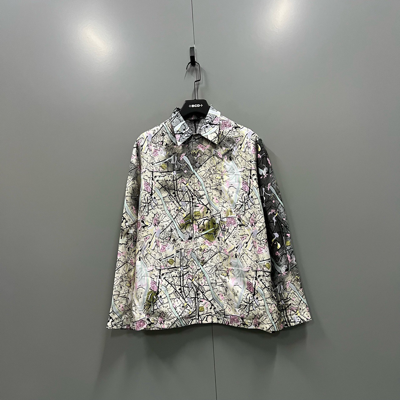 99新 FENDI/芬迪 （pl）204 字母地图满印衬衫 40码