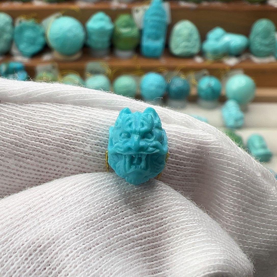 绿松石配饰未镶嵌