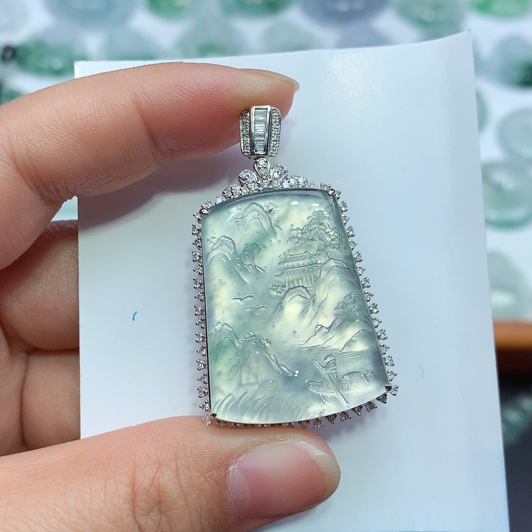 翡翠颈饰18K金镶嵌用****3山水