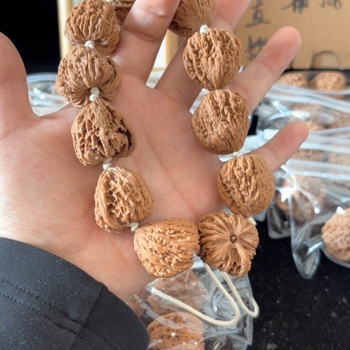 文玩核桃吊坠用****6南将手持