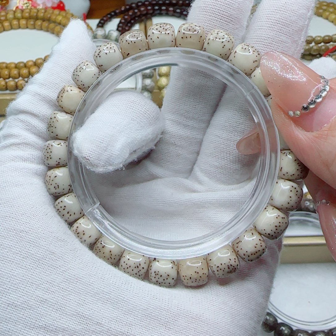 五***安星月菩提手串河豚9×8