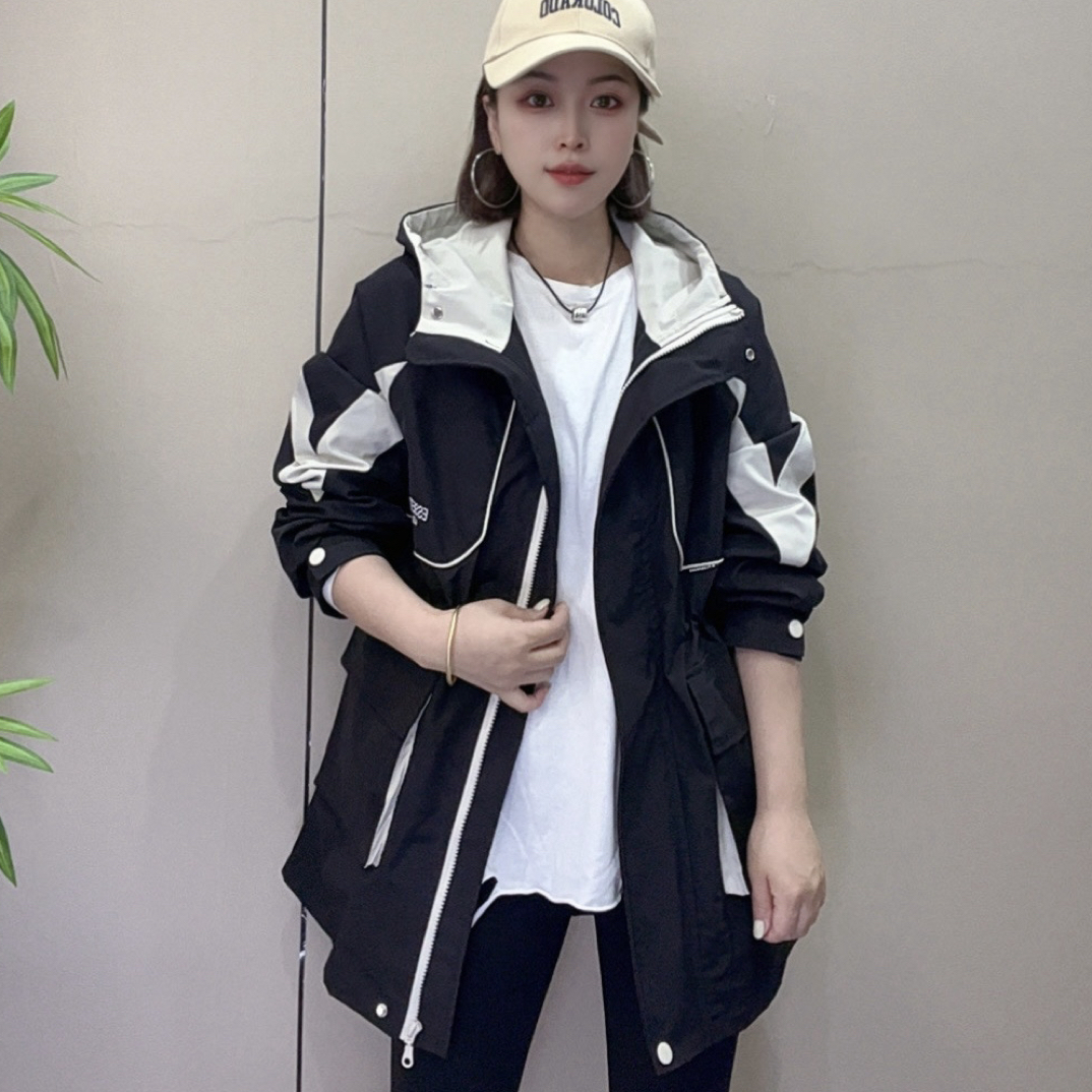 李李服饰新款连帽中长款刺绣重工拼色收腰休闲百搭风衣外套
