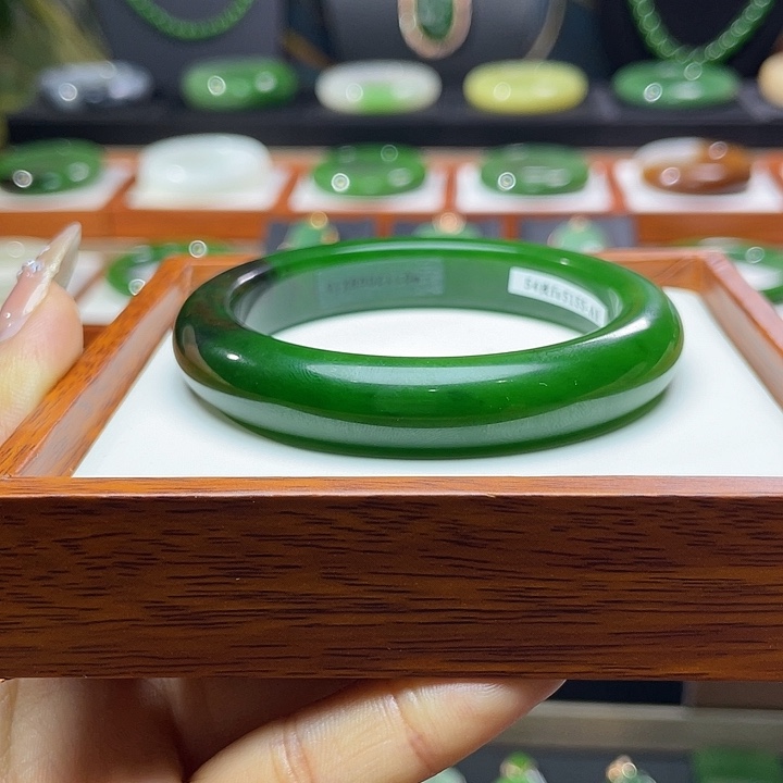 和田玉手镯54.6未镶嵌