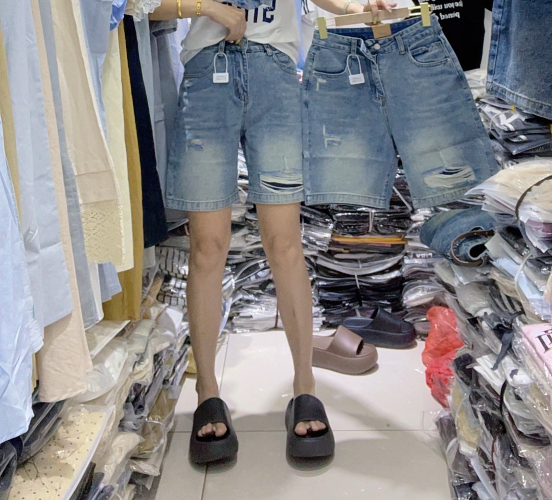 [菲菲家]休闲高腰破洞五分裤65