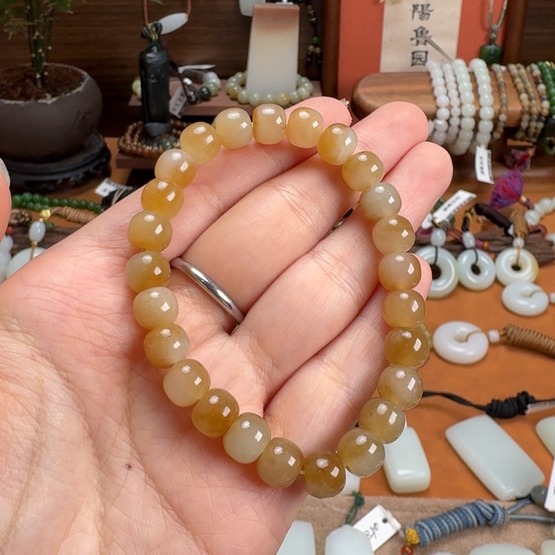 和田玉（糖玉）未镶嵌手链