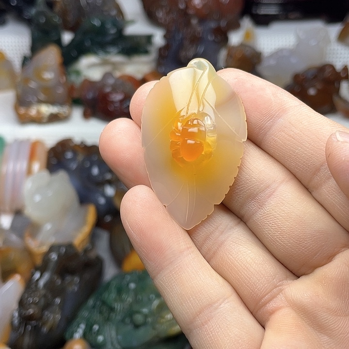 玛瑙/玉髓未镶嵌饰品