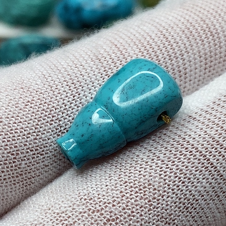 绿松石未镶嵌天然原矿 地大质检