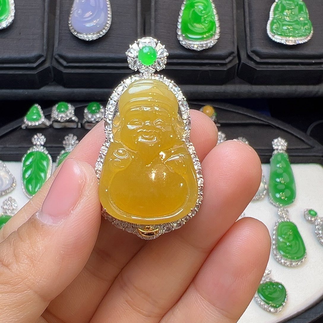 翡翠颈饰18K金镶嵌收到货48小时鉴赏期