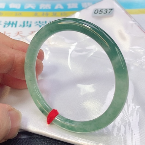 翡翠手镯未镶嵌0537号