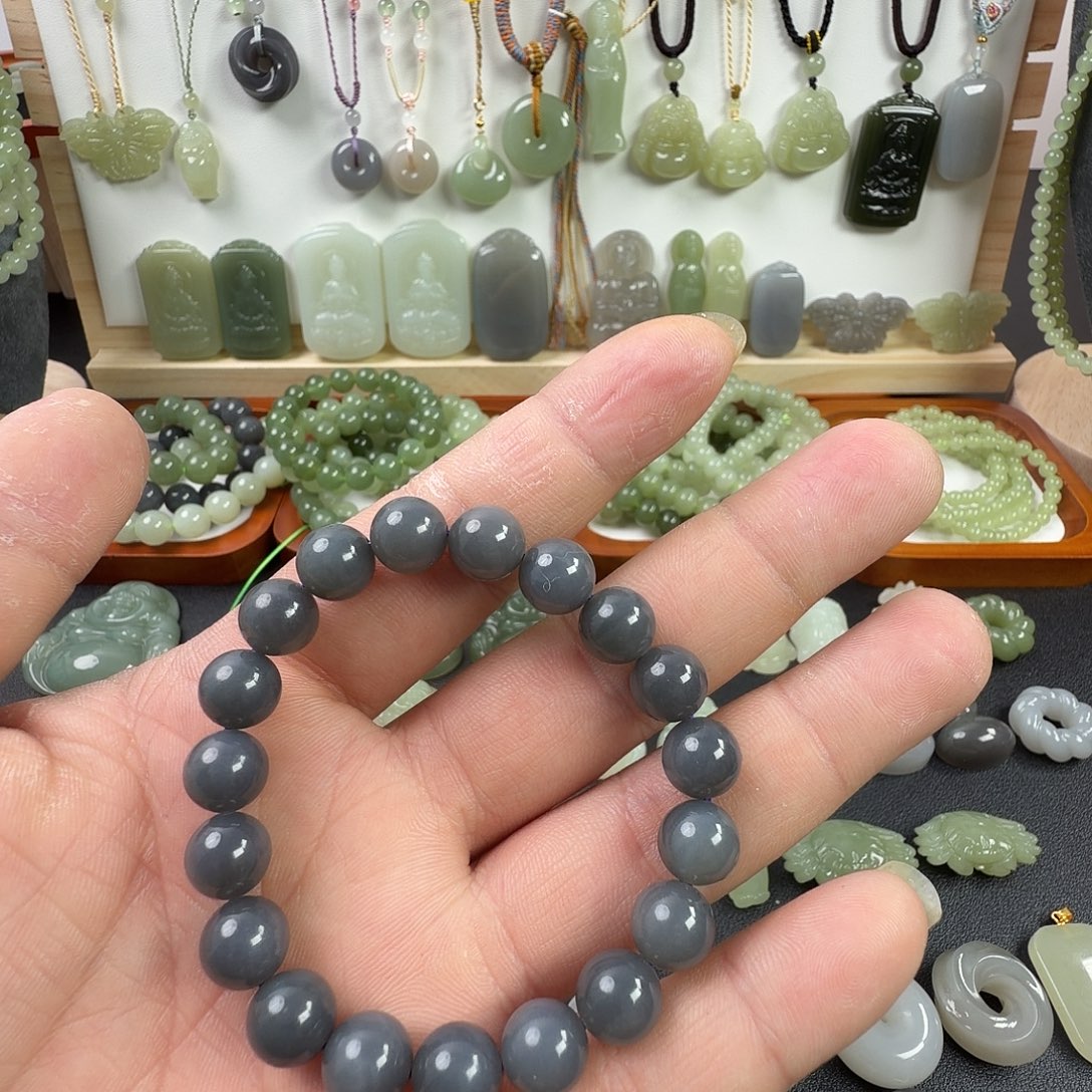 和田玉（糖玉）未镶嵌手链