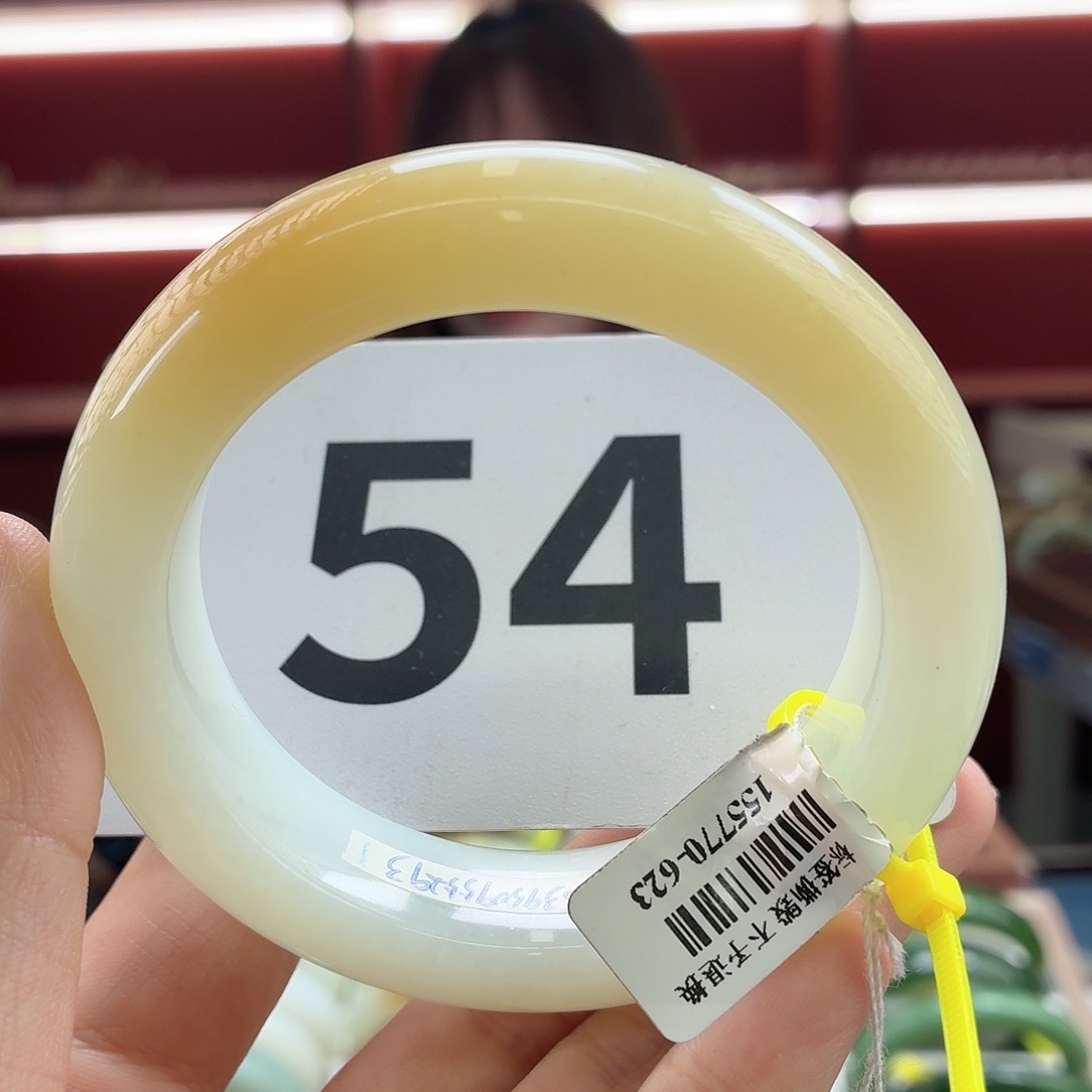 青***禾和田玉未镶嵌手镯