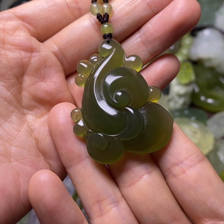 岫玉天然岫玉挂件未镶嵌