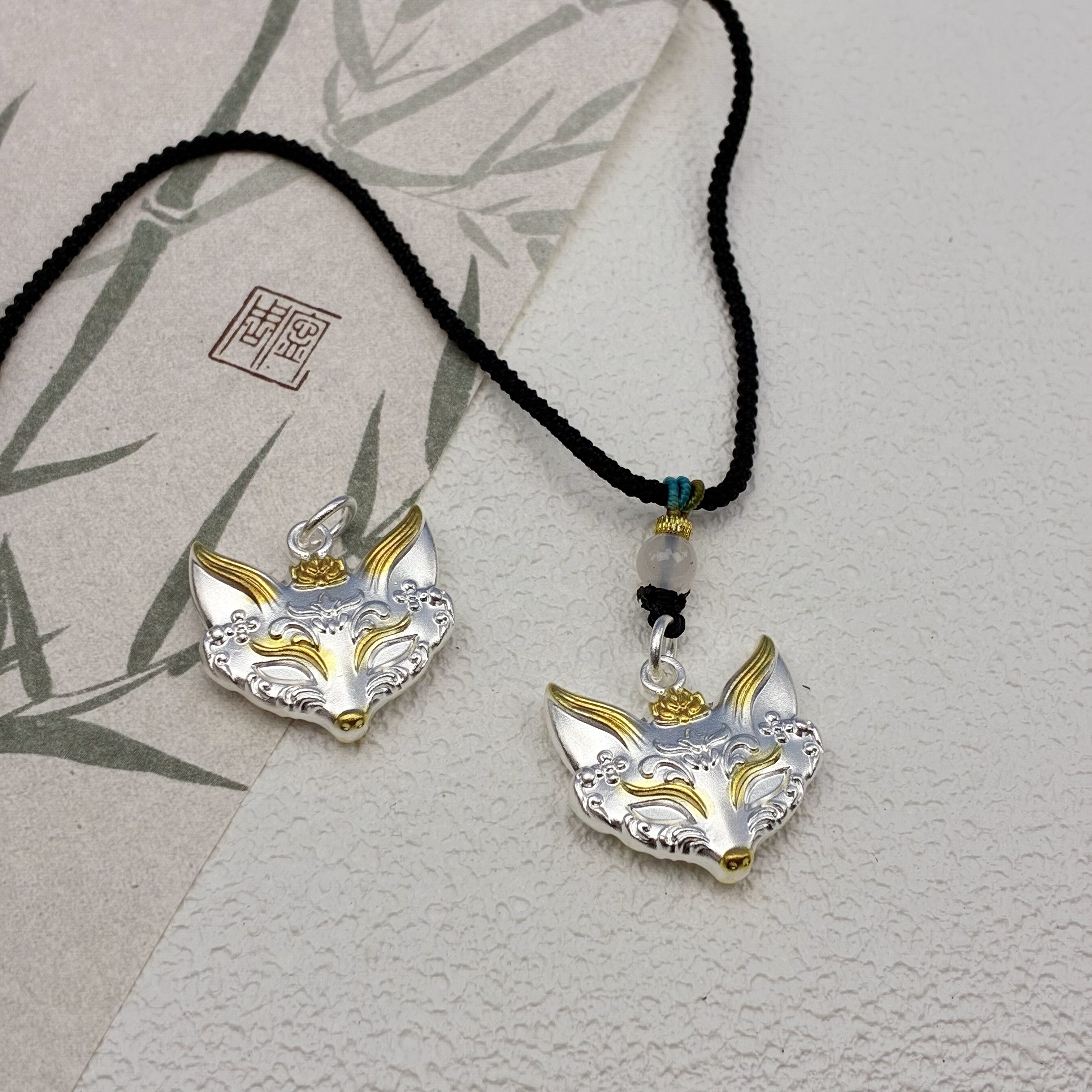 君派 吊坠足银 【狐面狐狸面具】足银999.9九尾狐面吊坠描金款