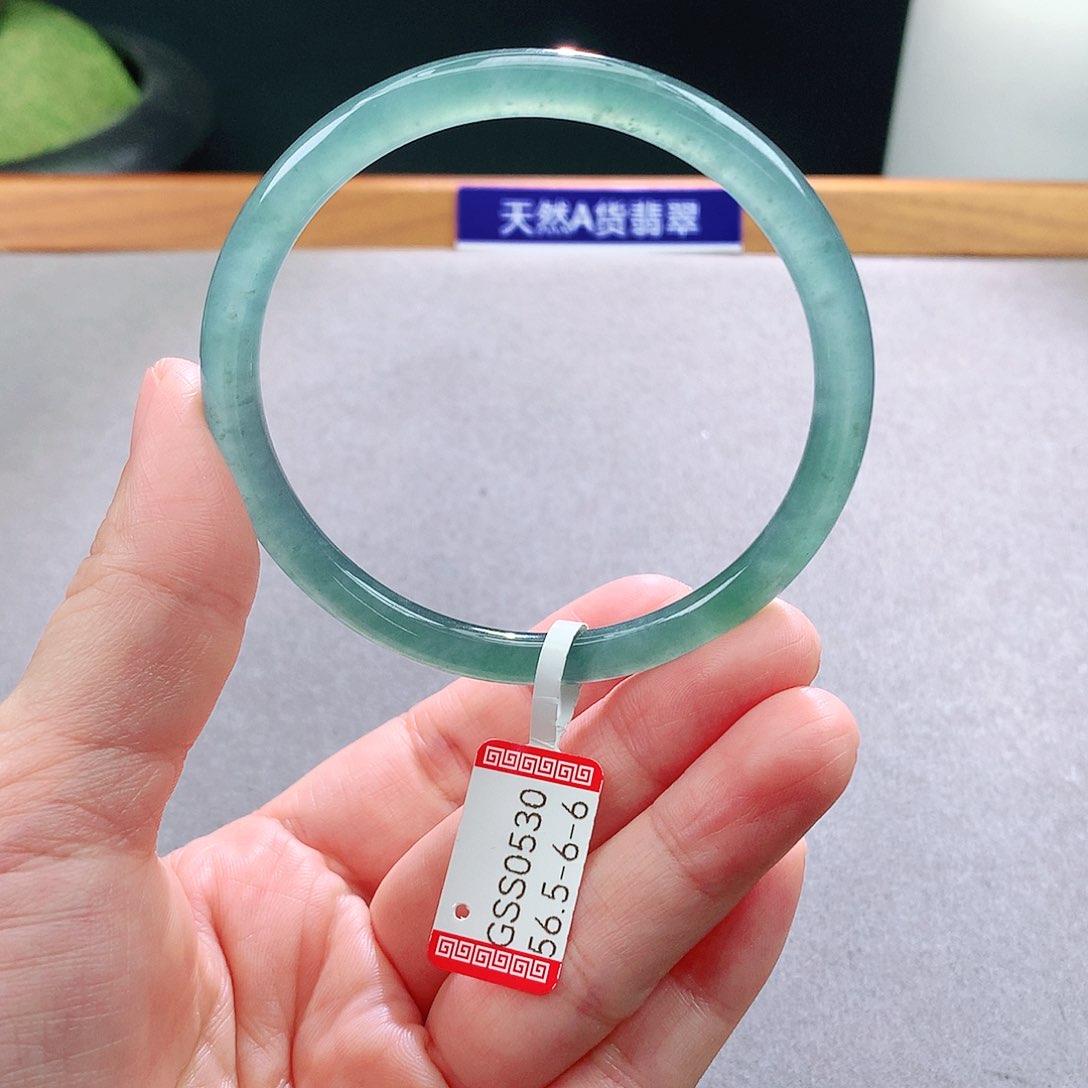 未镶嵌手镯翡翠天然翡翠手镯a货