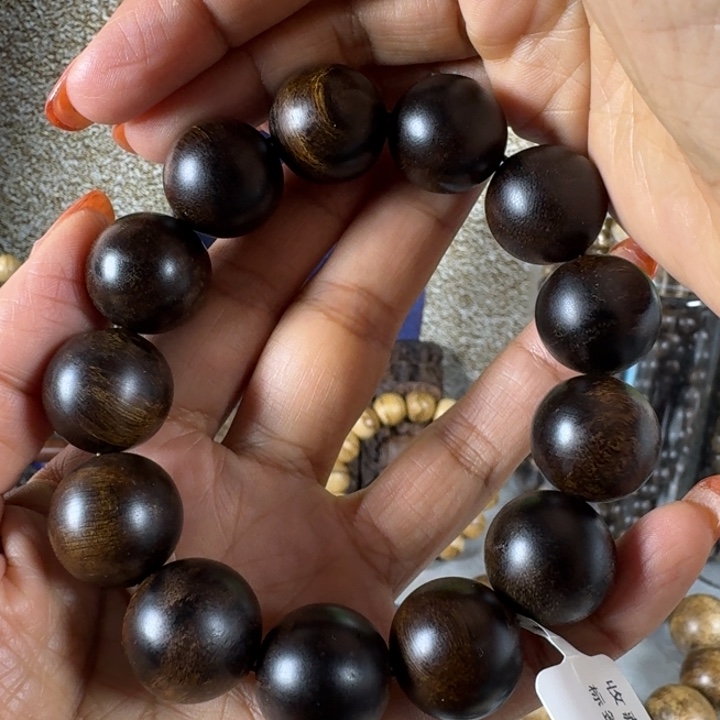 沉香手串火**！白棋虎我瘤