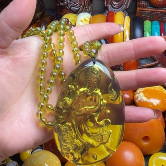 琥珀手串未镶嵌蜜蜡