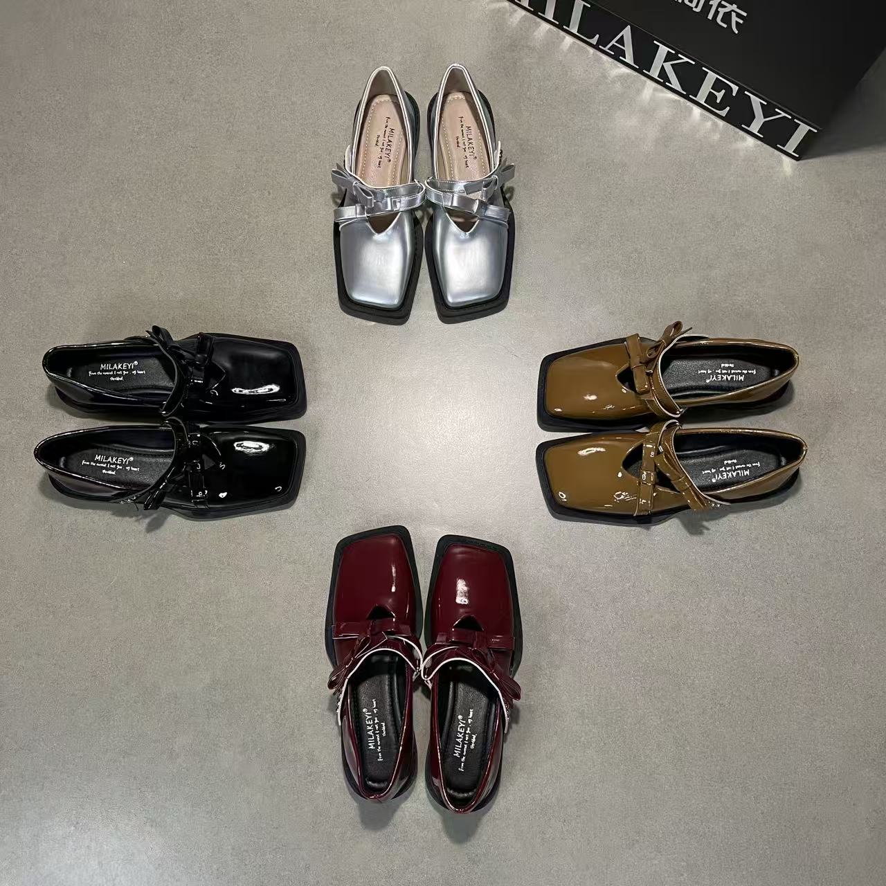 2026年春季新款轻奢休闲蝴蝶结时尚网红舒适简约复古百搭爆款单鞋