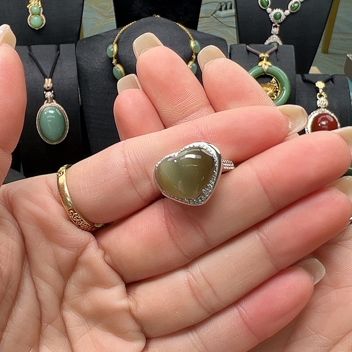 和田玉银S925镶嵌戒指