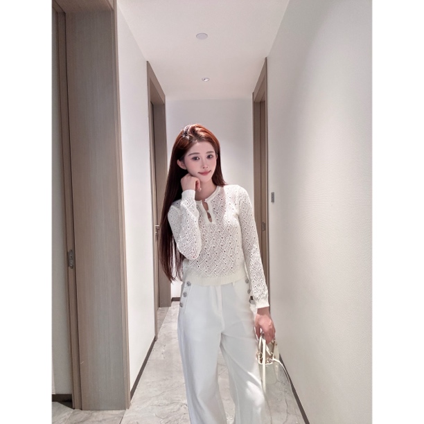 【SALE服饰】针织镂空长袖秋季小香风毛针织衫秋优雅显瘦女装长裤