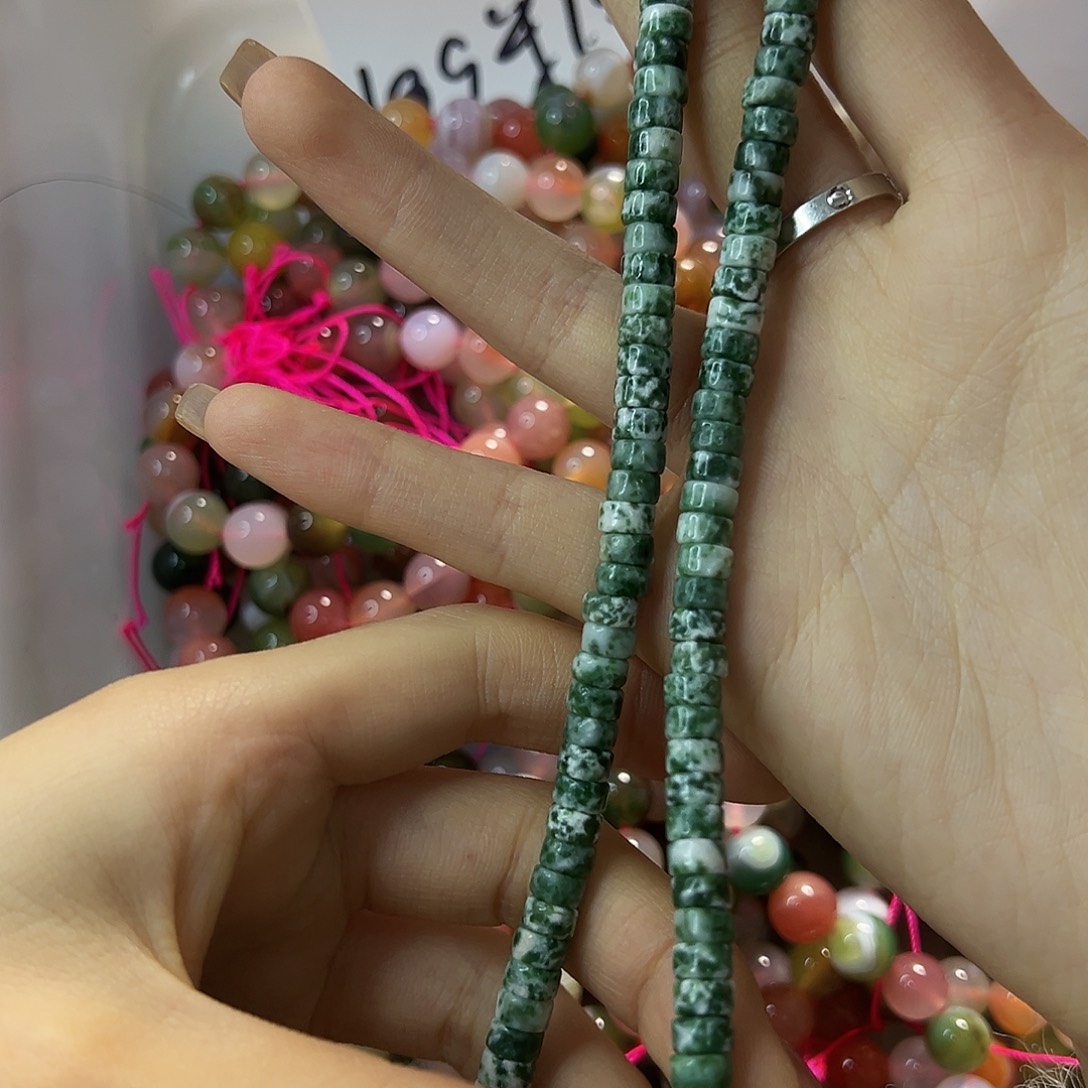 玛瑙/玉髓合金珠宝半成品彩花绿直切一条