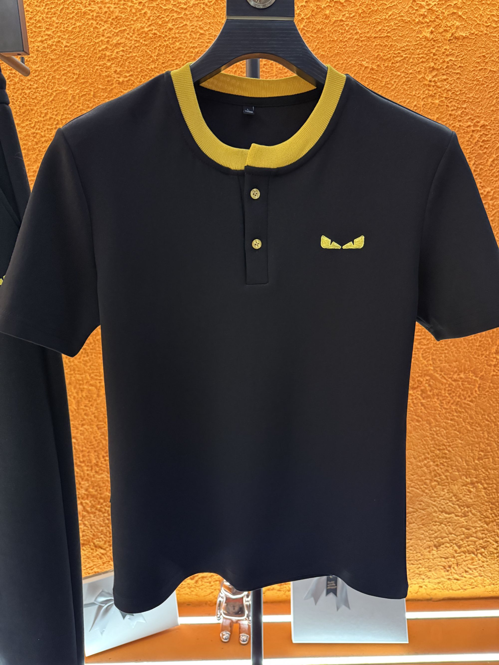 2025秋冬爆款芬家小怪兽系列加厚短袖T恤百搭时尚潮流3353