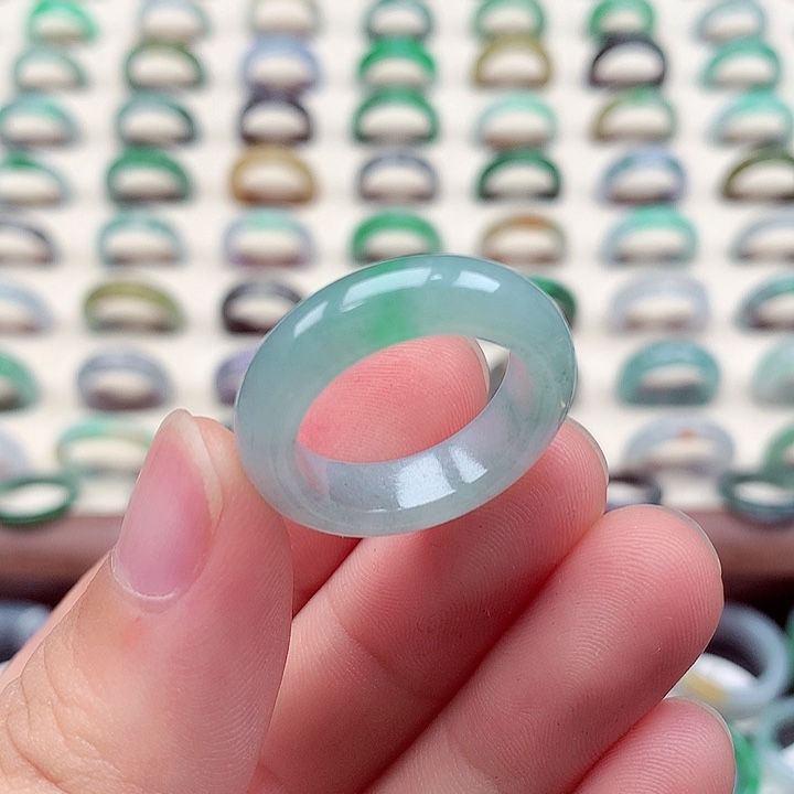 翡翠戒指未镶嵌18号