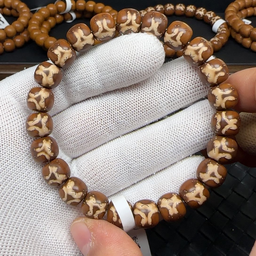 紫金鼠手串10.7mm实心鬼脸（咖皮老料）253